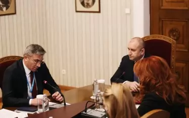 С Мустафа Карадайъ държавният глава нямаше кой знае какво да си каже.