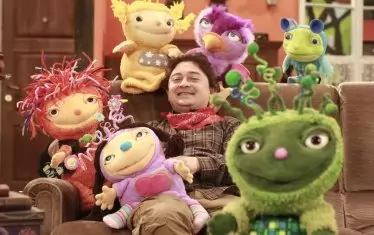 18% от населението на България са деца и младежи до 18 г., но в своите 4 канала БНТ отделя едва 1.59% от програмното време за детски предавания (половината от тях - в негледаемите часове преди 6.30 сутринта).