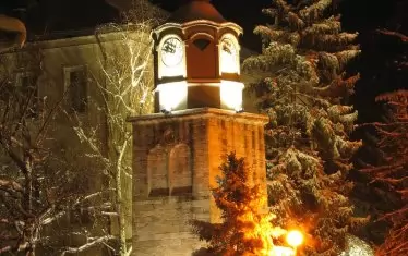 Старите часовникови кули разказват легенди