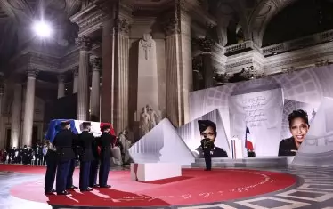 Церемониятаня по въвеждането на Жозефин Бейкър в Пантеона. 