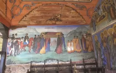 Стенописът „Връщане мощите на св. Йоан Рилски Чудотворец” се намира в притвора на храма.