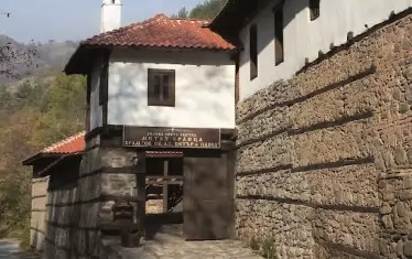  Метохът "Орлица"