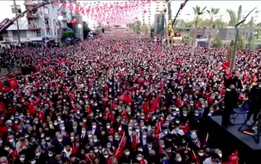 Многохиляден митинг поиска оставката на Ердоган заради евтината лира