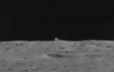 "Нефритеният заек" откри странен обект на Луната