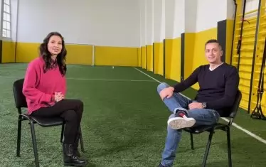 Тук Янев участва в предаването на бившата гимнастичка Симона Пейчева "Неделни нюанси" по БНТ 2.