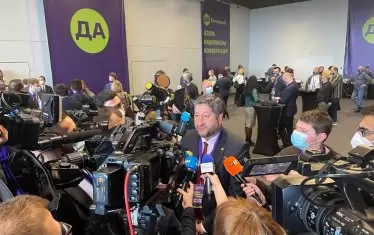 Няма как - Христо Иванов още дълго ще е медиен герой.