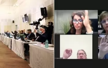  Част от кадровиците участваха онлайн в заседанието.