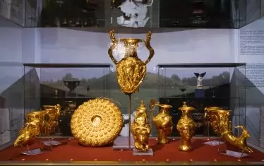  НИМ е постоянният дом на Панагюрското златно съкровище.