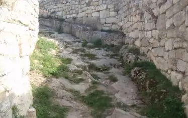  Една от улиците в цитаделата.