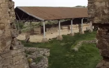  Вътрешността на крепостта е реставрирана и също привлича вниманието на посетителите.