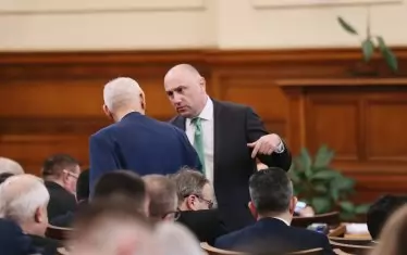 Любомир Каримански в момента оглавява парламентарната комисия по бюджет и финанси.