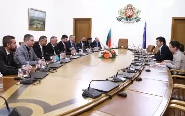 Срещата на Кирил Петков с делегацията.