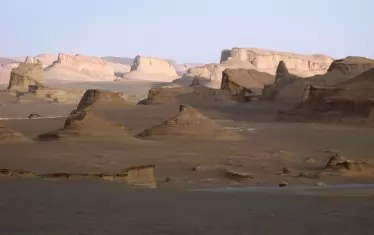 Прочутите пясъчни замъци на безжизнената пустиня Дашт-е Лут.
