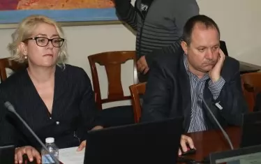 Драгомир Кояджиков (вдясно)