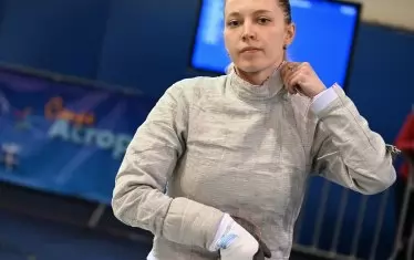 Олга Храмова е възпитаничка на фехтовален клуб "Свечников" и фехтовална академия "Васил Етрополски".