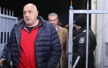 МВР внесе постановленията за задържане на Борисов, Горанов и Арнаудова