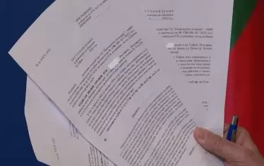 Рашков показа проектите за постонавления за задържането на тримата за 72 часа, каквито прокуратурата твърдия, че не е получавала от МВР.