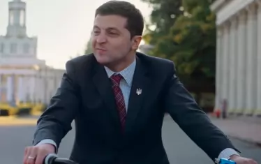 Зеленски като Василий Голобородко. 