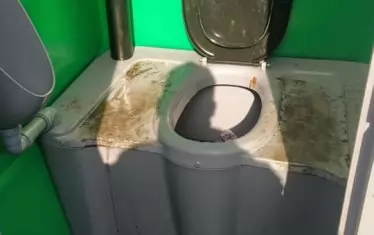 Тоалетна на Дуранкулак....