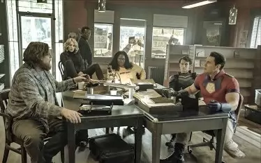 Основните актьори – Стив Ейджи, Дженифър Холанд, Чъкуди Айуджи, Даниел Брукс, Фреди Страма и Джон Сина – секретният екип Х в „Миротворецът“ (2022).