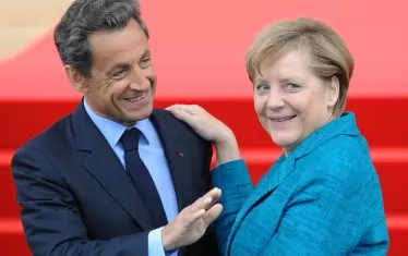 Украинският президент Зеленски покани в Буча бившия френски президент Саркози и бившата канцлерка Меркел, за да видят резултата от 14 години отстъпки пред Путин. Пред 2008 г. Франция и Германия блокираха под руски натиск Украйна да бъде приета в НАТО.