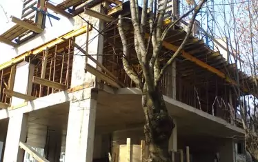 Интересът към недостроените жилища постепенно намалява.