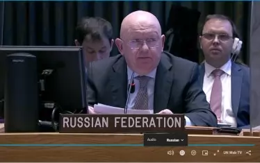  Руският представител в ООН Василий Небензя невъзмутимо отхвърли обвиненията срещу Русия и ги адресира към Украйна, която е жертва на руската агресия. Той поиска два пъти думата, за да разкаже руската версия.