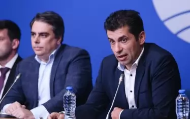  За първи път имаме правителство, което ясно, категорично и без шикалкаване се осмели да защитава истини, когато те не са изгодни на Русия.