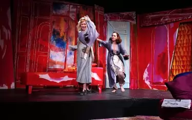  Параскева Джукелова и София Бобчева.