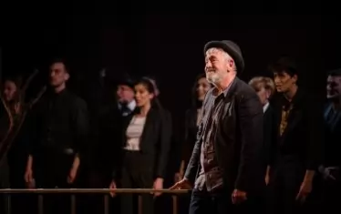 Ивайло Христов, като стар кадър на "Армията", също се включи в празничното шоу.