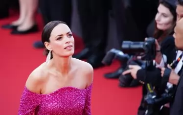 Беренис Бежо, съпругата и муза на режисьора Мишел Азанависиюс, която игра главната роля и в "Артистът", и в новия Final Cut.