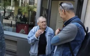  Стефан Мавродиев и Николай Луканов от трупата на Младежкия театър.