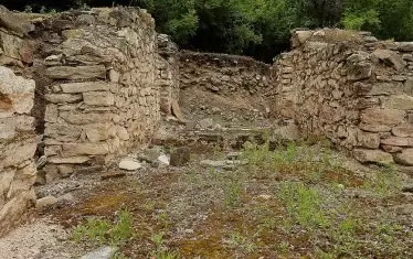 Предполагаемият дом на владетеля на крепостта.