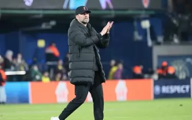 Харизмата на Юрген Клоп, който тук обира овациите след втория двубой срещу "Виляреал", ще е динамото за "Ливърпул" и във финала на 28 май.