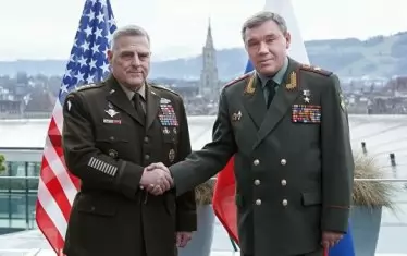 Военните лидери на САЩ и Русия са обсъдили ситуацията в Украйна