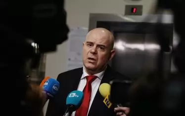 ВСС отложи за неопределено време процедурата за уволнението на Гешев