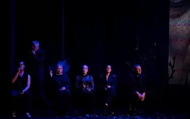  Актьорите пресъздадоха култовата сцена с фадото от Чеховата "Чайка" на проф. Крикор Азарян.