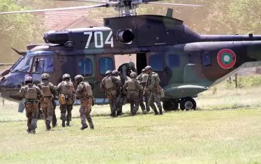 Кадър от учение на НАТО в България. Каквито и критики да има към пакта, няма друг съюз, който да гарантира сигурността на България.