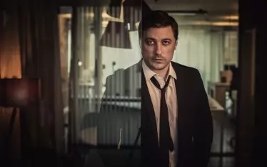 Владимир Карамазов - талант, красота, класа.