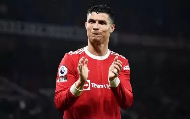 Кристиано Роналдо държи рекорда за трансфер в две възрастови категории - до 33 и до 36 години.