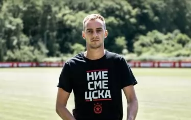 Лазар Туфегджич се снима на базата в Панчарево при представянето си като нов играч на "ЦСКА-София". 