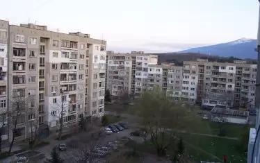 Панелка в "Младост" е по-скъпа от апартамент в центъра на Атина
