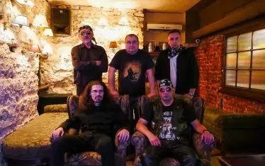 С група "Епизод" по време на турнето на албума "Великите владетели".