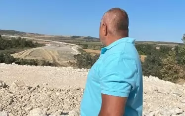 Гордостта на Бойко Борисов - "Хемус", се доказа като грандиозна корупционна схема.