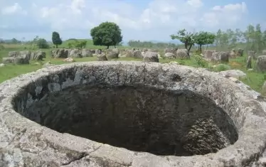 Някои от гърнетата са огромни и могат да поберат изправен човек.