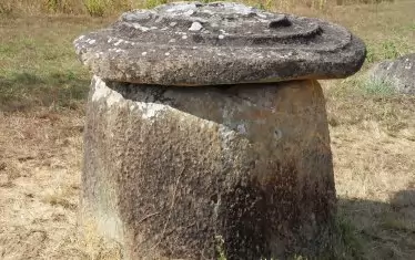  Съвсем малък брой гърнета са с каменни похлупаци.
