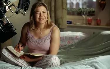  Актрисата като симпатичната дебеланка Бриджит в първия филм.