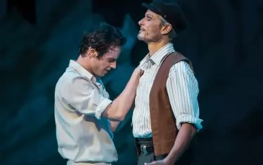 С Росен Канев в балета "Зорба гъркът".