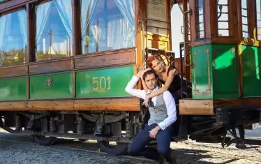 С Марта като холивудска двойка от златната епоха на киното.