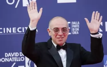  Джузепе Торнаторе на червения килим на наградите "Давид на Донатело" през май.